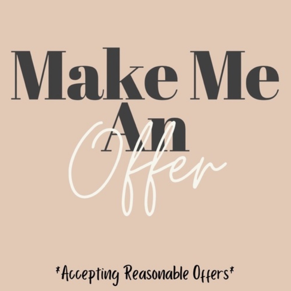 ✨ Accepting any reasonable offers! ✨